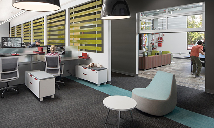 電商公司員工辦公區(qū) 電商公司員工辦公區(qū)